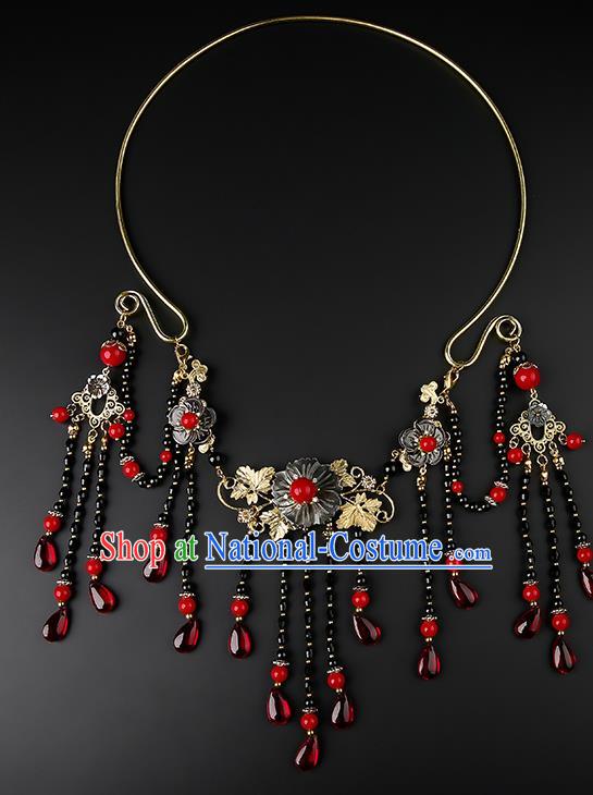 Chinese Handmade Song Dynasty Shell Plum Necklet Classical Jewelry Accessories Ancient Hanfu Black Beads Tassel Necklace for Women