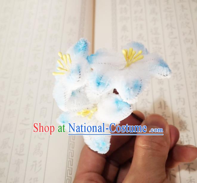 Chinese Ancient Princess White Velvet Lily Flowers Hairpins Hair Accessories Handmade Qing Dynasty Hair Stick