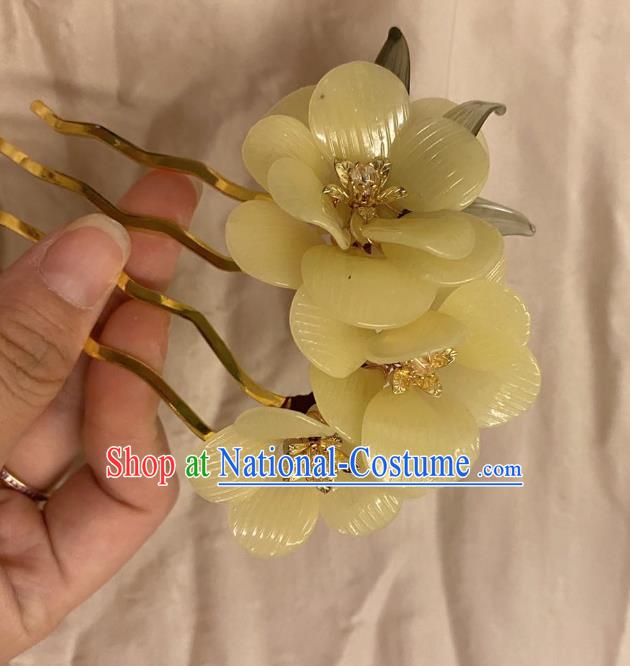 Chinese Ancient Palace Lady Yellow Flowers Hairpins Hair Accessories Handmade Plastic Peach Blossom Hair Comb