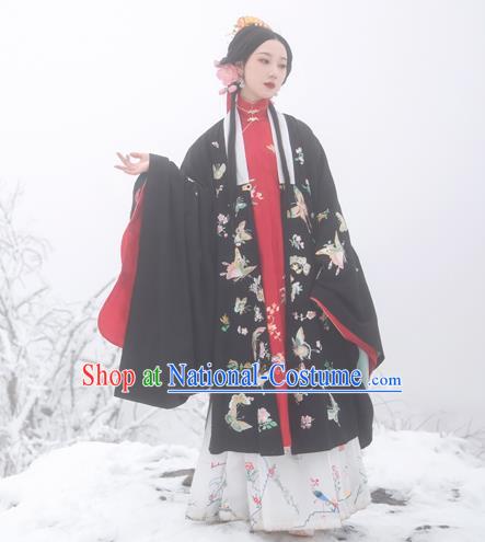 Chinese Ming Dynasty Countess Historical Costumes Traditional Hanfu Apparels Embroidered Black Cape Blouse and Skirt for Patrician Women