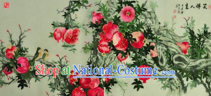 Traditional Chinese Embroidered Red Pomegranate Decorative Painting Hand Embroidery Silk Wall Picture Craft