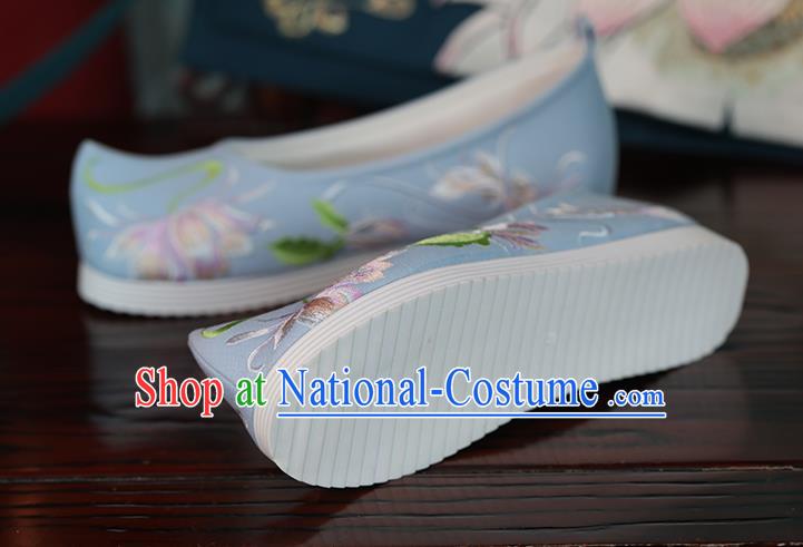 China Princess Shoes Women Shoes Handmade Hanfu Shoes Light Blue Cloth Shoes Embroidered Epiphyllum Shoes