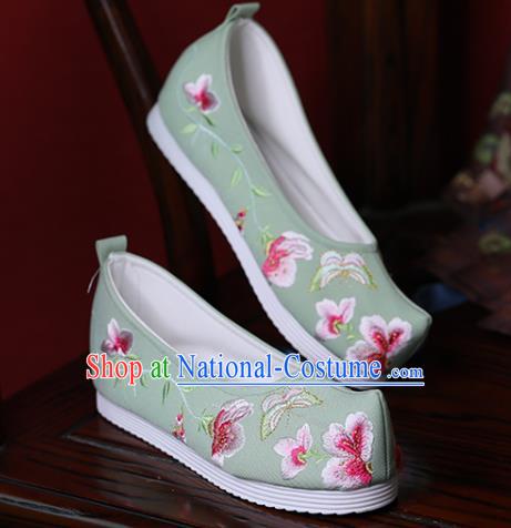 China Hanfu Shoes Princess Shoes Embroidered Butterfly Flowers Shoes Green Cloth Shoes Handmade Bow Shoes