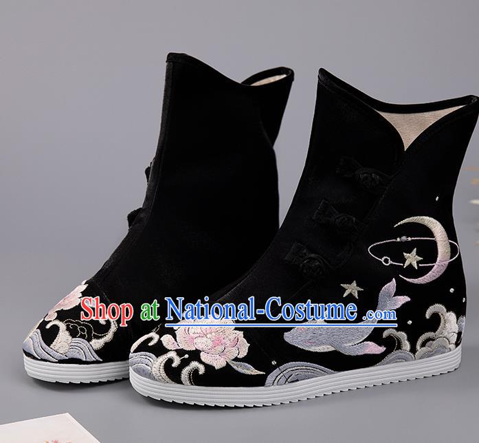 Chinese Embroidered Peony Fish Boots Ancient Ming Dynasty Swordsman Shoes Black Cloth Shoes for Women