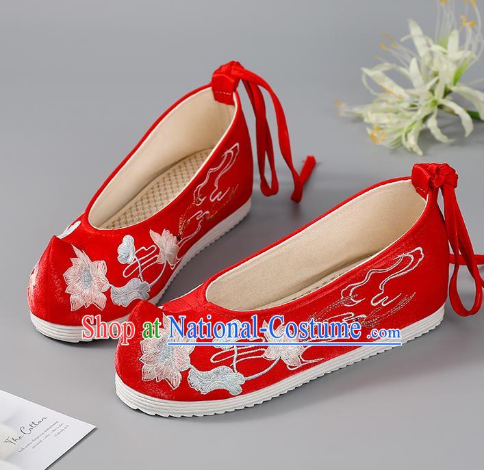 China Bride Shoes Traditional Embroidered Lotus Fishes Shoes Hanfu Shoes Handmade Red Cloth Shoes Wedding Shoes