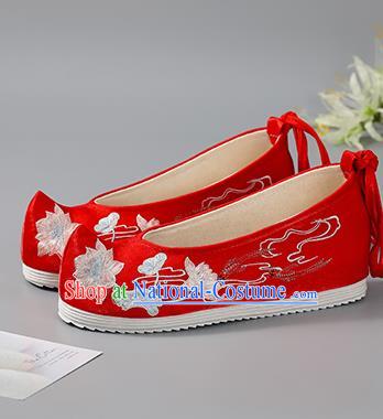 China Bride Shoes Traditional Embroidered Lotus Fishes Shoes Hanfu Shoes Handmade Red Cloth Shoes Wedding Shoes