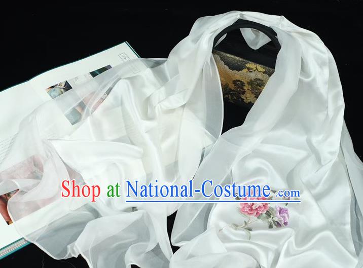 China Traditional Mother Cappa Exquisite Suzhou Embroidered Tippet White Silk Scarf Embroidery Peony Accessories