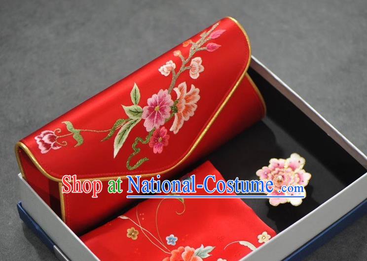 Chinese Traditional Suzhou Embroidery Accessories Embroidered Red Silk Scarf and Handbag Brooch