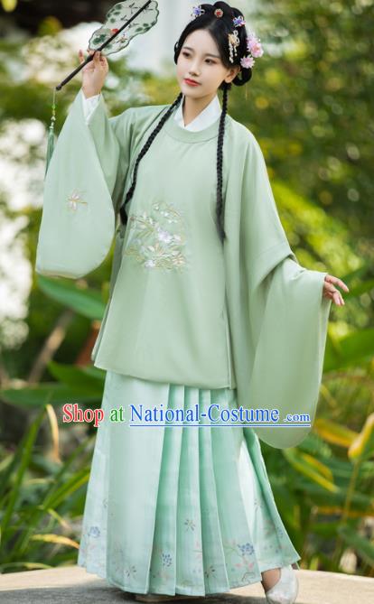 China Ancient Noble Female Clothing Traditional Ming Dynasty Patrician Lady Hanfu Blouse and Skirt for Women