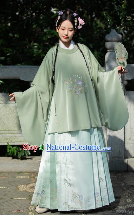 China Ancient Noble Female Clothing Traditional Ming Dynasty Patrician Lady Hanfu Blouse and Skirt for Women