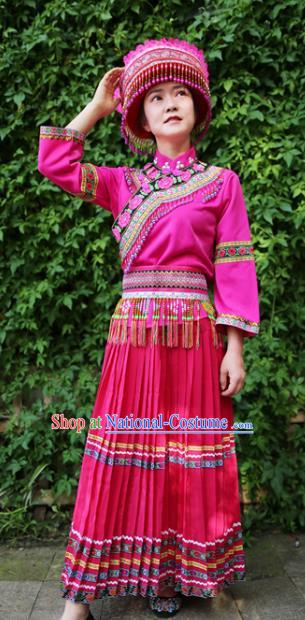 Traditional Ethnic Women Rosy Uniforms Embroidered Waistband China Yunnan Lisu Nationality Blouse and Long Skirt with Headwear