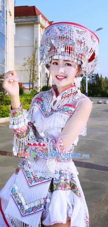 China Ethnic Folk Dance Apparels Traditional Miao Nationality Stage Performance Costumes Minority Women White Dress and Headpiece