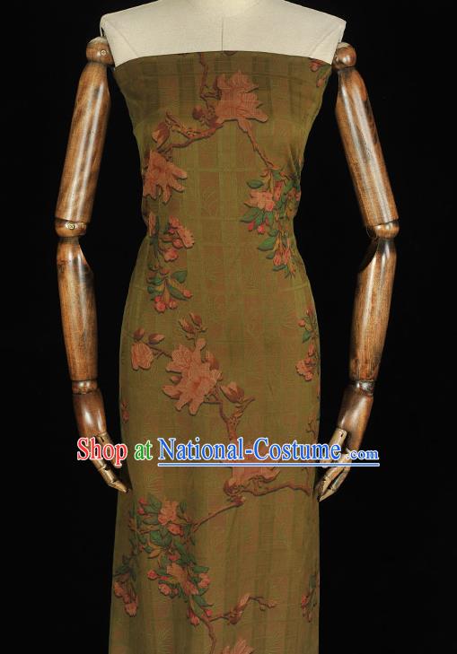 Chinese Traditional Cheongsam Cloth Green Gambiered Guangdong Gauze Classical Begonia Pattern Silk Fabric