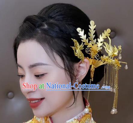 China Traditional Golden Phoenix Hair Crown Wedding Xiuhe Suit Hair Accessories Bride Hairpin Tassel Step Shake