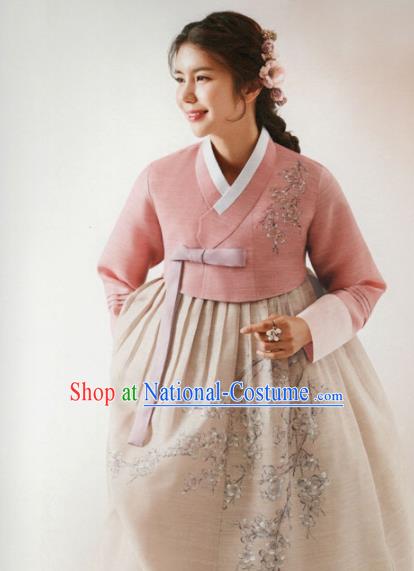 Korean Traditional Hanbok Wedding Mother Embroidered Pink Blouse and Beige Dress Outfits Asian Korea Fashion Costume for Women