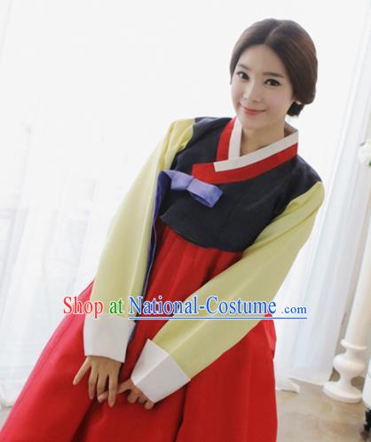 Korean Traditional Mother Hanbok Garment Black Satin Blouse and Red Dress Asian Korea Fashion Costume for Women