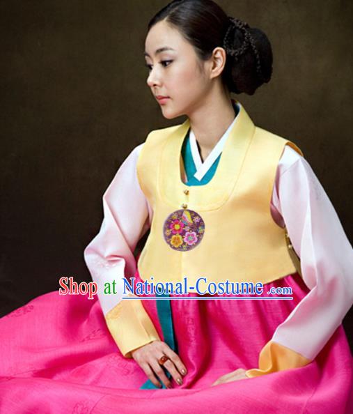 Korean Traditional Hanbok Garment Yellow Vest Blouse and Rosy Dress Asian Korea Fashion Costume for Women