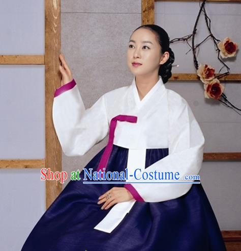 Korean Traditional Bride Mother Hanbok White Satin Blouse and Navy Dress Garment Asian Korea Fashion Costume for Women