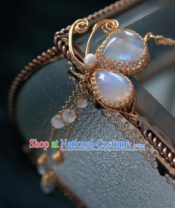 Chinese Traditional Ming Dynasty Moonstone Butterfly Tassel Necklace Handmade Ancient Princess Necklet Accessories for Women