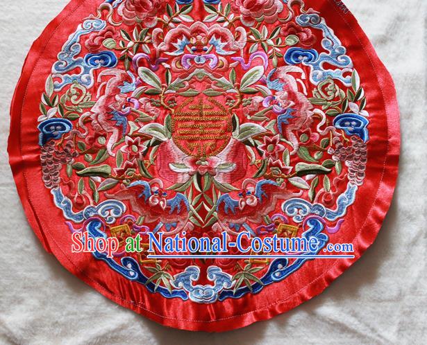 Chinese Traditional Embroidered Bats Peach Red Round Patch Embroidery Craft Embroidering Accessories