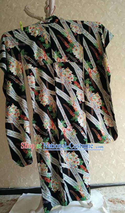 Traditional Japan Geisha Printing Black Silk Furisode Kimono Asian Japanese Fashion Apparel Costume for Women