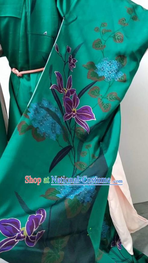 Traditional Japan Geisha Printing Lily Flowers Green Brocade Furisode Kimono Asian Japanese Fashion Apparel Costume for Women