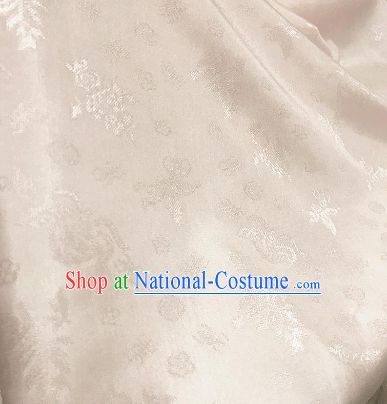 Chinese Traditional Design Pattern Light Pink Silk Fabric Cheongsam Mulberry Silk Drapery