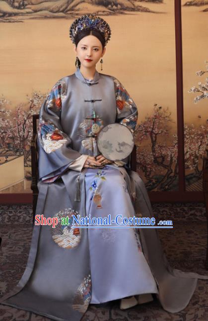 Chinese Ancient Manchu Noble Consort Purple Embroidered Dress Traditional Qing Dynasty Imperial Concubine Costumes and Headpiece for Women