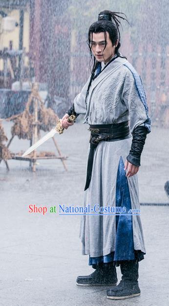 Drama Hero Dream Chinese Ancient Han Dynasty Swordsman Han Xin Costume and Headpiece Complete Set