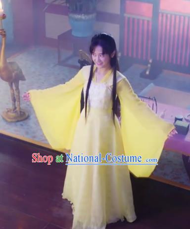 Chinese Ancient Nobility Lady Lin Luojing Yellow Dress Historical Drama Jueshi Qianjin Costume and Headpiece for Women