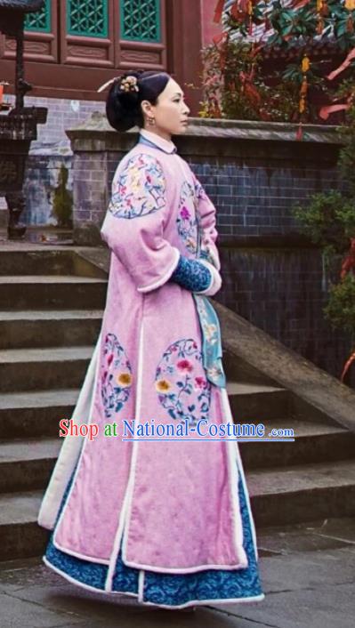 Chinese Ancient Dame Garment Manchu Pink Qipao Dress and Headwear Drama Dreaming Back to the Qing Dynasty Fourth Rani Apparels Costumes