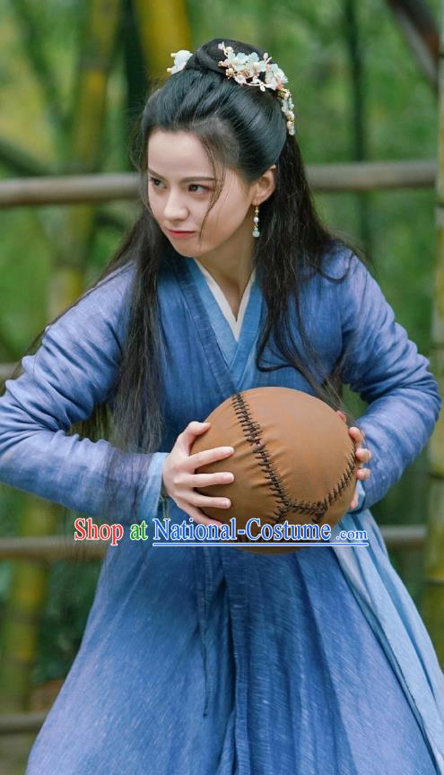 Chinese Ancient Female Knight Blue Garment Dress and Hair Jewelries Drama To Get Her Swordswoman Lin Zhengzheng Apparels Costumes