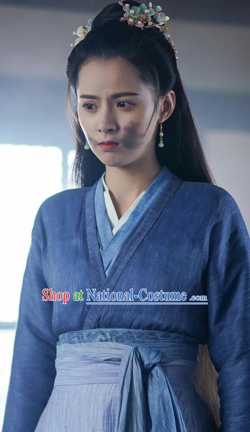 Chinese Ancient Female Knight Blue Garment Dress and Hair Jewelries Drama To Get Her Swordswoman Lin Zhengzheng Apparels Costumes