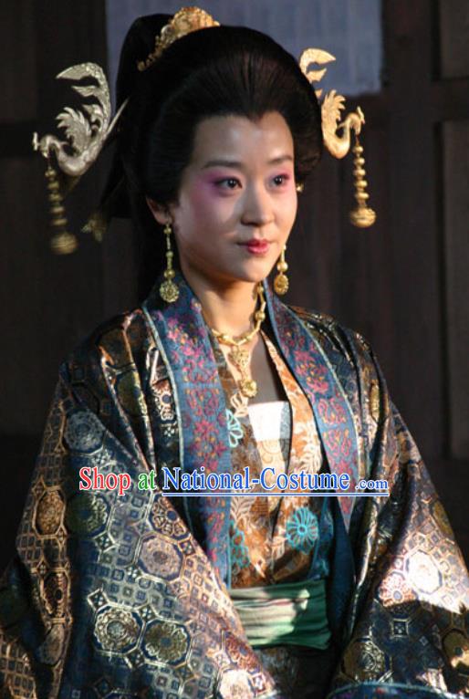 Chinese Ancient Empress Apparels Court Lady Hanfu Dress and Phoenix Hairpins Drama Control by Zhen Guan Queen Zhangsun Garment Costumes