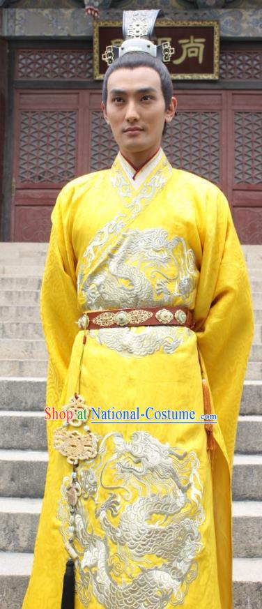 Chinese Ancient Emperor Imperial Garment Clothing and Headwear Drama The Empress Ling Xuan Apparels