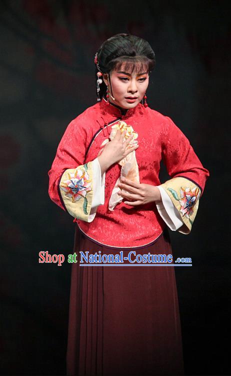 Chinese Shaoxing Opera Young Mistress Apparels Costumes and Headpieces The Family Republic of China Yue Opera Dress Garment