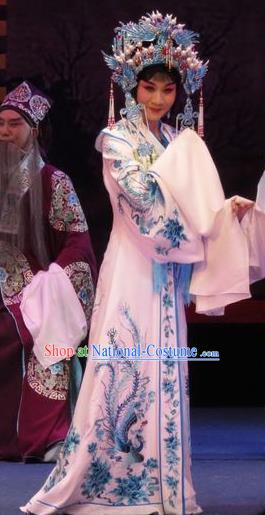 Chinese Ping Opera Yang Sanchun Apparels Costumes and Headdress The Five Female Worshipers Traditional Pingju Opera Hua Tan White Dress Garment