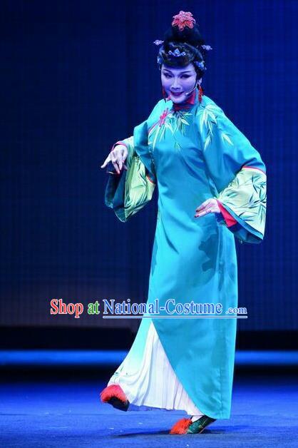 Chinese Ping Opera Hostess Leng Yuefang Costumes Apparels and Headdress Ji Yin Chuan Qi Traditional Pingju Opera Diva Green Dress Garment