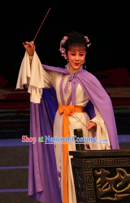 Chinese Shaoxing Opera Young Lady Costumes and Headpieces Yue Opera The Ungrateful Lover Qing Tan Courtesan Jiao Guiying Dress Apparels Actress Hua Tan Garment