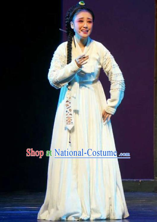 Chinese Shaoxing Opera Geisha Chun Xiang White Hanbok Garment and Headpieces Chunh Yang Yue Opera Hua Tan Dress Costumes Apparels