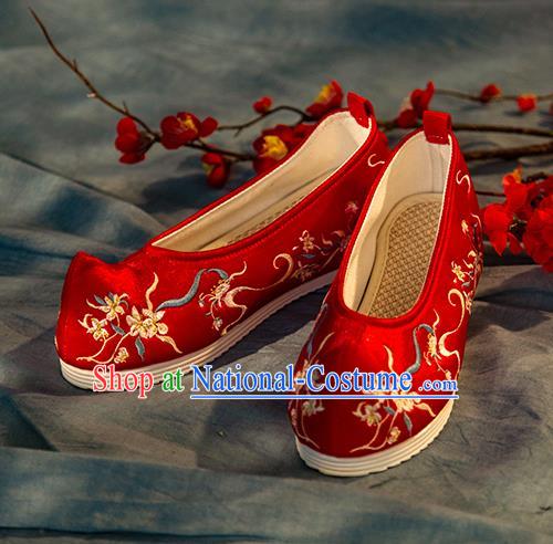 Chinese Handmade Red Embroidered Shoes Traditional Ming Dynasty Female Bow Shoes Hanfu Shoes Ancient Princess Shoes