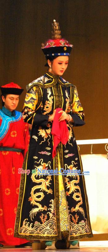 Chinese Beijing Opera Empress Garment Costumes and Headdress Shao Nian Tian Zi Traditional Qu Opera Hua Tan Apparels Qing Dynasty Queen Dress