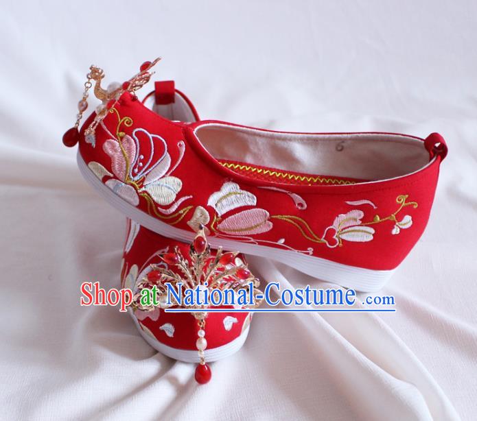 Chinese Traditional Handmade Wedding Red Satin Shoes Women Hanfu Shoes Ancient Princess Phoenix Head Shoes Embroidered Shoes