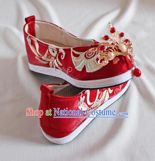 Chinese Traditional Handmade Wedding Red Satin Shoes Women Hanfu Shoes Ancient Princess Phoenix Head Shoes Embroidered Shoes