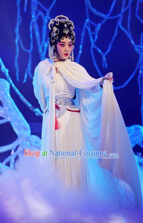 Chinese Cantonese Opera Martial Female Garment The Fairy Tale of White Snake Costumes and Headdress Traditional Guangdong Opera Wudan Apparels Bai Suzhen White Dress