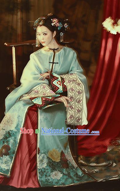 Chinese Traditional Qing Dynasty Noble Female Hanfu Dress Apparels Ancient Princess Consort Historical Costumes and Headpieces Complete Set