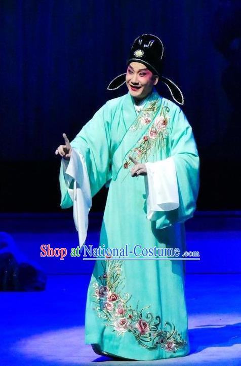 Hua Jian Ji Chinese Guangdong Opera Scholar Apparels Costumes and Headpieces Traditional Cantonese Opera Liang Yicang Garment Xiaosheng Green Robe Clothing