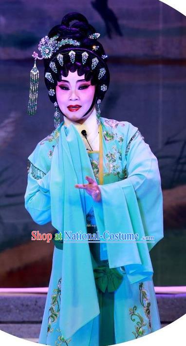 Chinese Cantonese Opera Diva Su Yugui Garment Escape from Banishment Costumes and Headdress Traditional Guangdong Opera Actress Apparels Young Mistress Green Dress