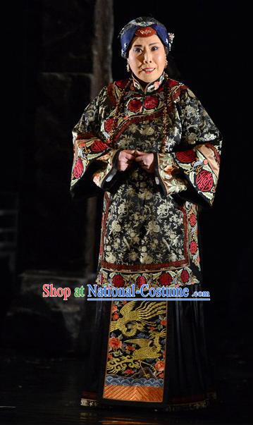 Chinese Hebei Clapper Opera Rich Dame Garment Costumes and Headdress Golden Lock Notes Traditional Bangzi Opera Elderly Female Dress Dowager Countess Apparels