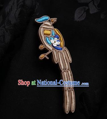 Chinese Classical Cheongsam Silk Bird Brooch Traditional Hanfu Accessories Handmade Magpie Breastpin for Women